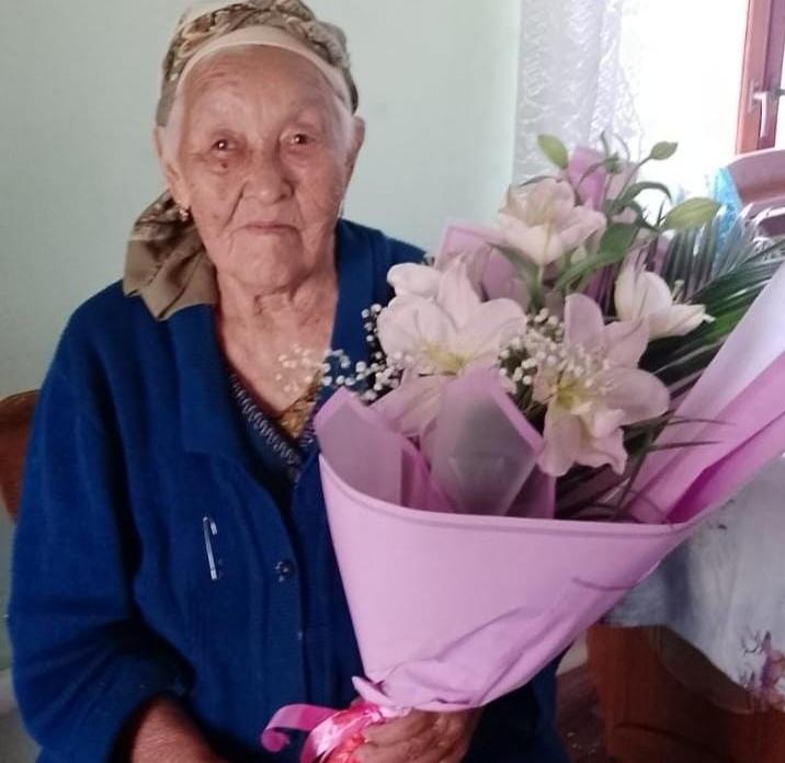 ​​​​​​​Сегодня поздравляем с днем рождения (86 лет), долгожителя, ветерана труда, с. Бородаевка, Касимову Людмилу Каировну!.