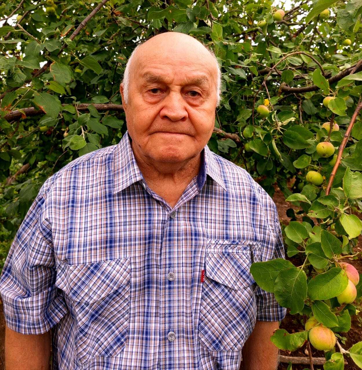 Сегодня поздравляем с днём рождения (84 года) долгожителя с. Берёзовка, Мурзагалиева Бакижама Сабельевича!  .